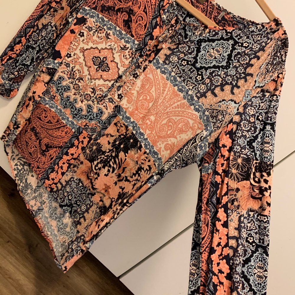 Shirt - Picture 2 of 4